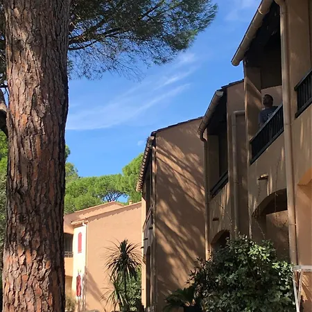 Apartment Domaine De Valescure Saint-Raphael (Var)